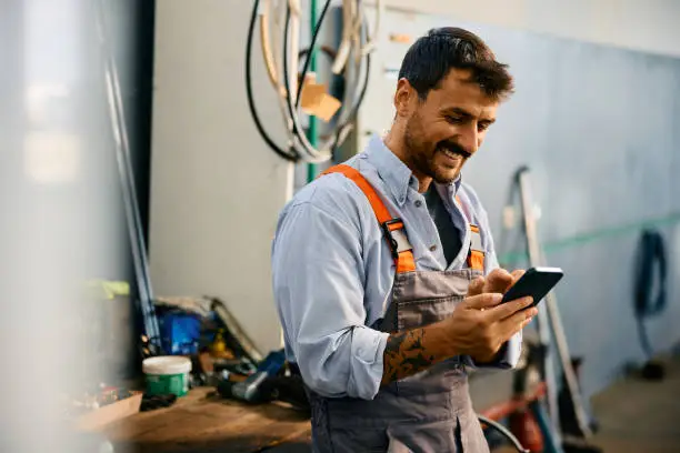 Technicien-de-Maintenance Recruter Technicien de Maintenance depuis la Roumanie